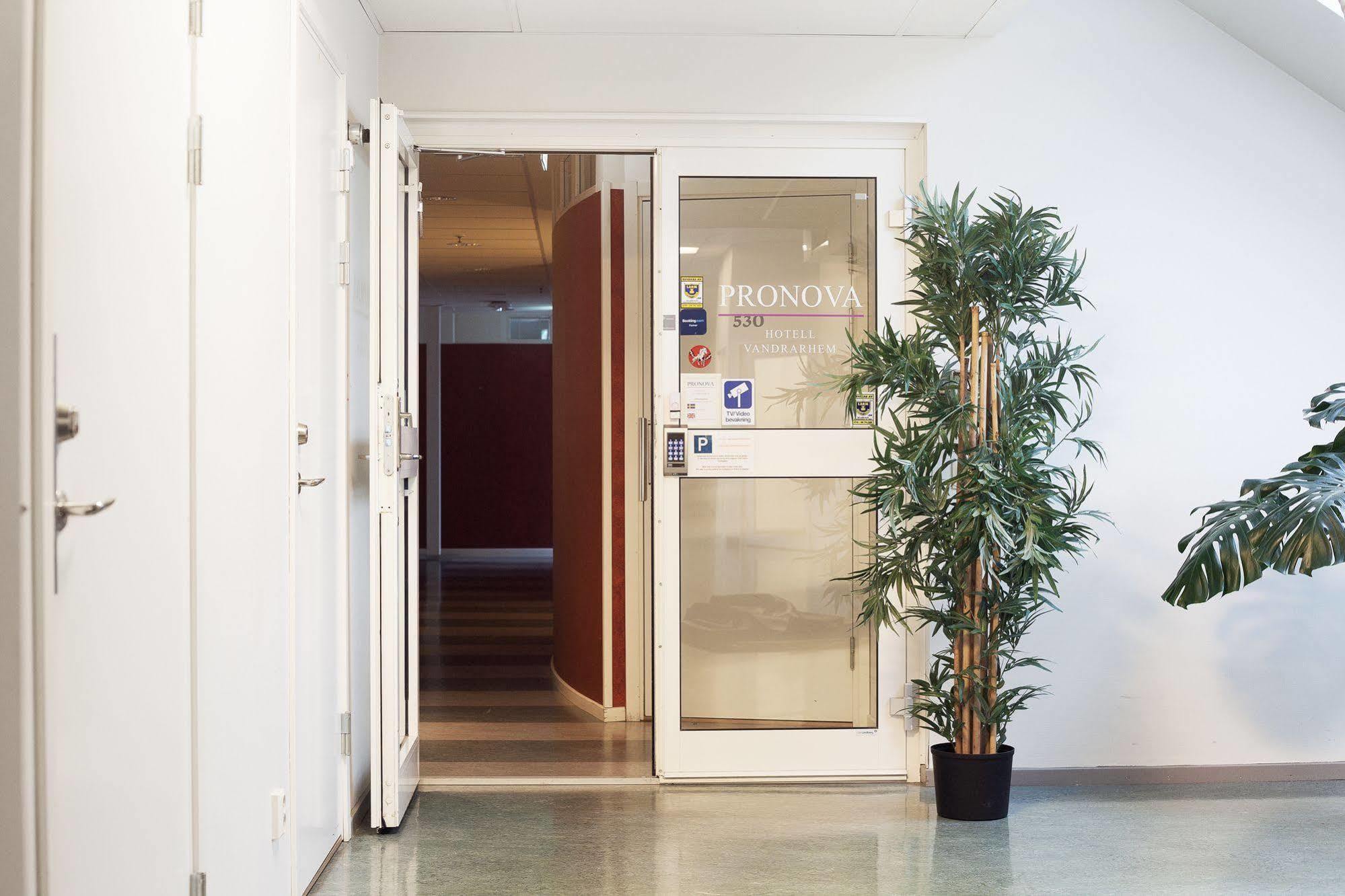 Pronova Hotell & Vandrarhem Norrkoping Exterior photo
